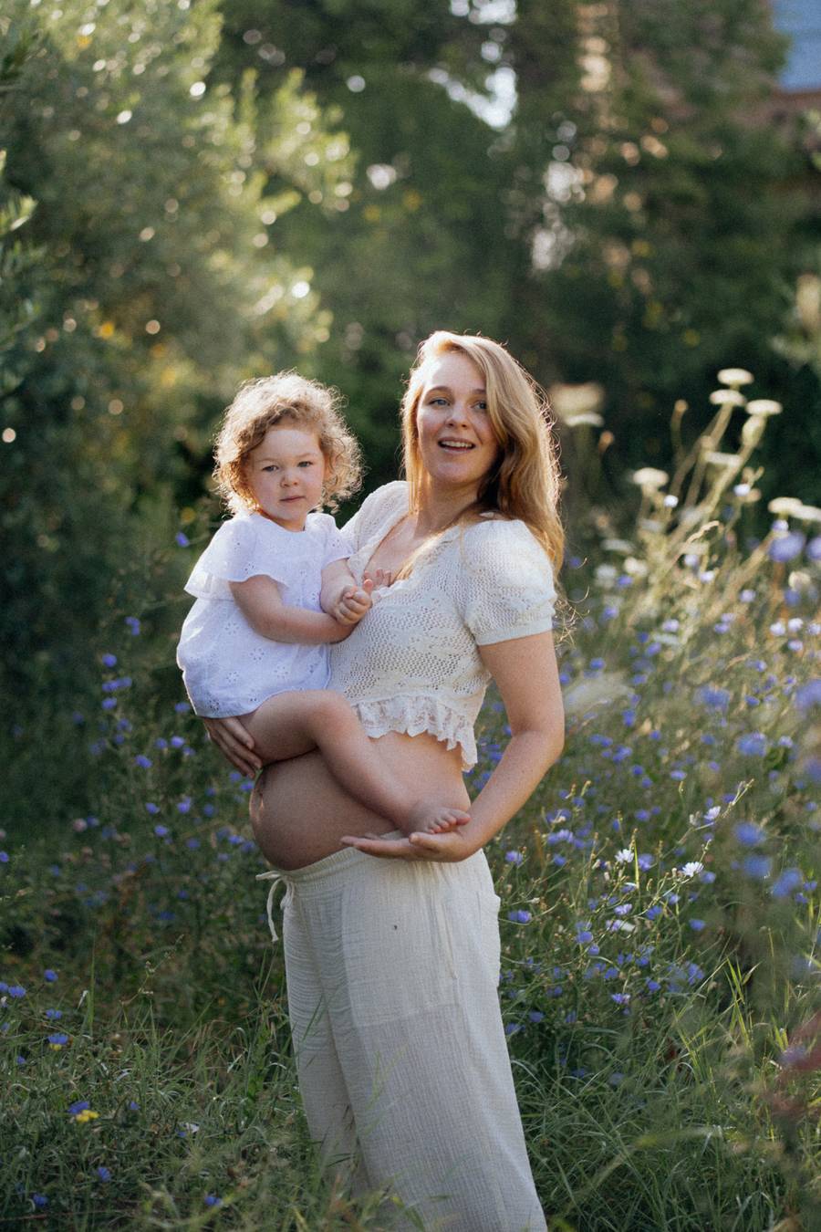 Mutter und Kind — emotionale Familienfotografie
